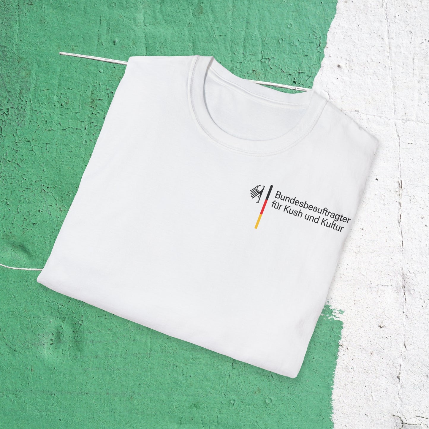 Bundesbeauftragter für Kush und Kultur Premium-Shirt by hauptstadt.memes