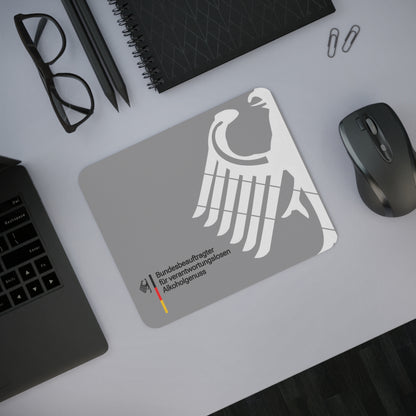 MOUSEPAD Bundesbeauftragter für verantwortungslosen Alkoholgenuss by hauptstadt.memes
