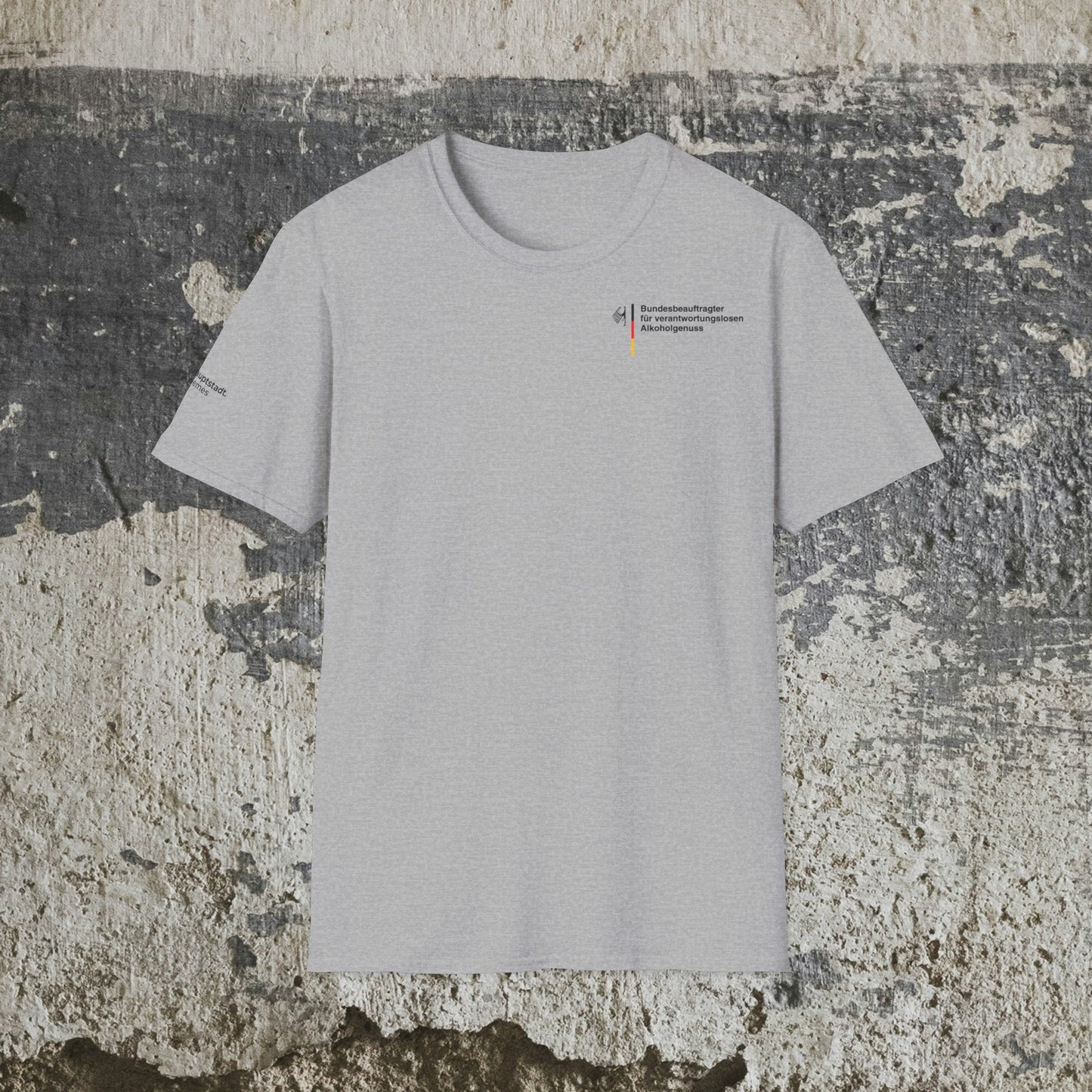 Bundesbeauftragter für verantwortungslosen Alkoholgenuss Premium-Shirt by hauptstadt.memes