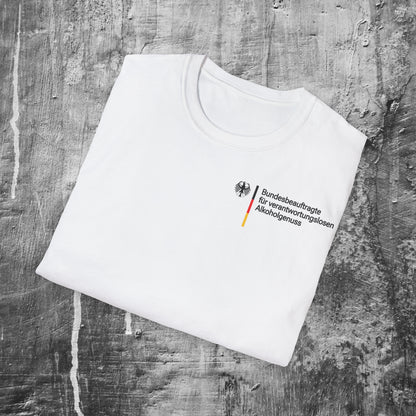 Bundesbeauftragte für verantwortungslosen Alkoholgenuss Premium-Shirt by hauptstadt.memes