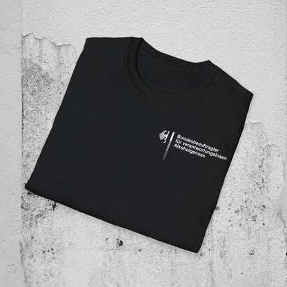 Verantwortungsloser Alkoholgenuss Männer Premium-Shirt by hauptstadt.memes