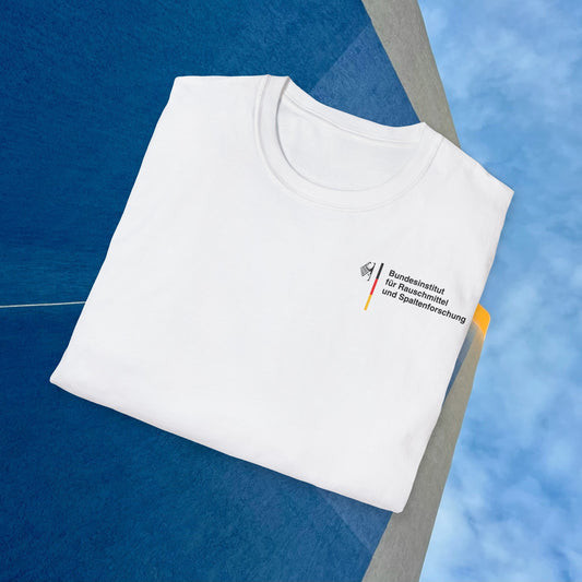 Bundesinstitut für Rauschmittel und Spaltenforschung Premium-Shirt by hauptstadt.memes