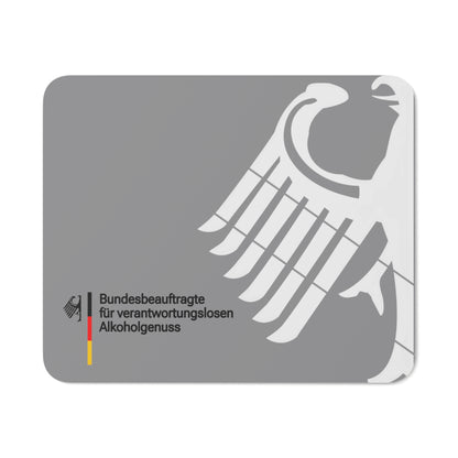 MOUSEPAD Bundesbeauftragte für verantwortungslosen Alkoholgenuss by hauptstadt.memes